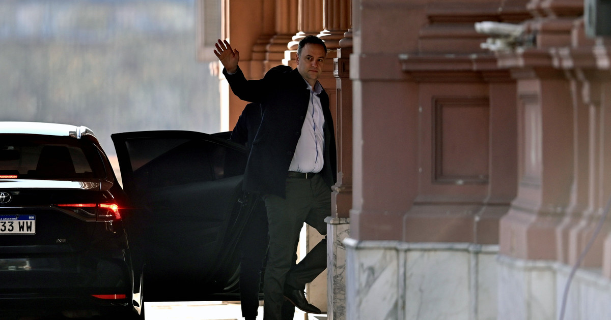 manuel-adorni-confirmo-que-llamaran-a-extraordinarias-para-tratar-el-presupuesto-2026-y-respondio-a-las-duras-criticas-de-mauricio-macri