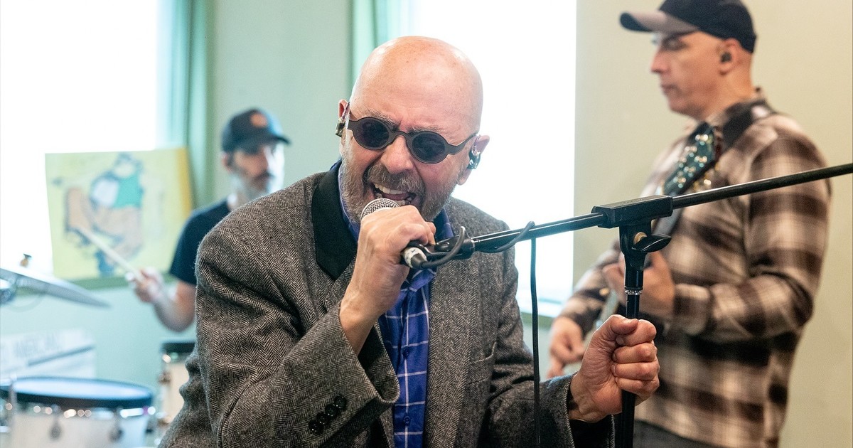 el-indio-solari-sorprendio-en-las-redes-con-fotos-de-un-ensayo-y-los-fans-se-ilusionan-con-una-vuelta-a-los-escenarios