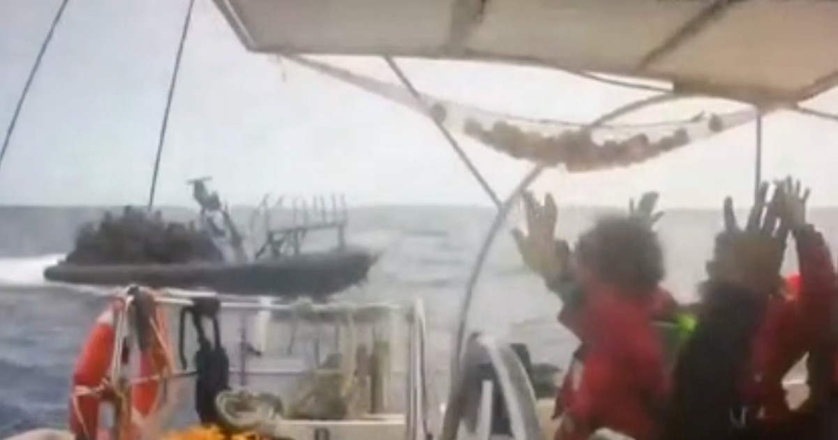 israel-vuelve-a-interceptar-barcos-de-la-flotilla-humanitaria-a-gaza-y-detiene-a-la-hermana-de-la-presidenta-de-irlanda