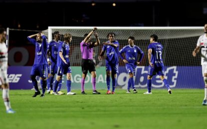 Otra polémica en favor de los clubes brasileños: el insólito final de San Pablo ante Millonarios
