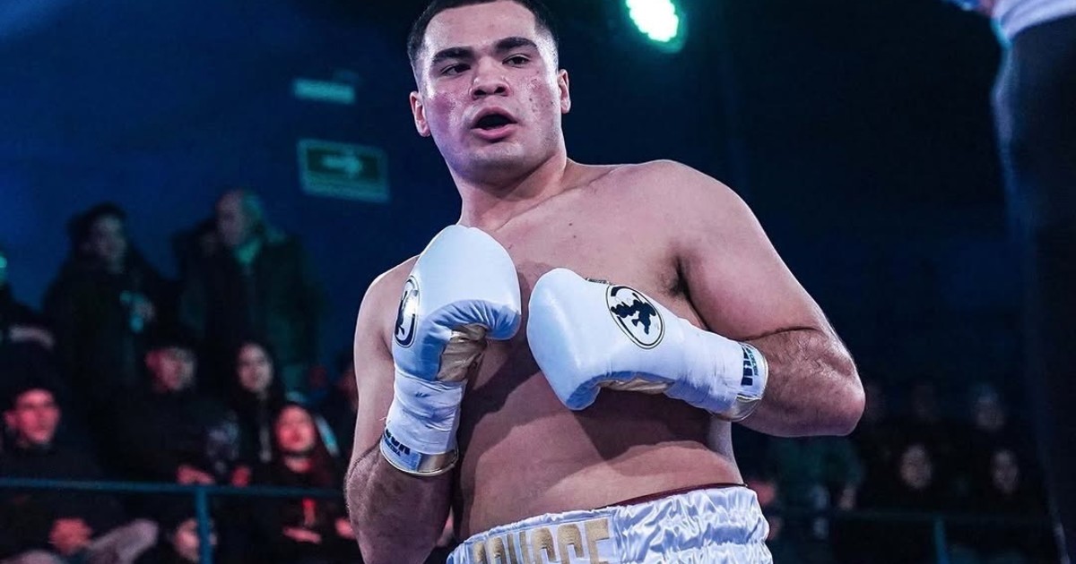 karim-crucce-va-por-un-record-historico-de-ringo-bonavena:-puede-ser-el-campeon-pesado-argentino-mas-joven-de-la-historia