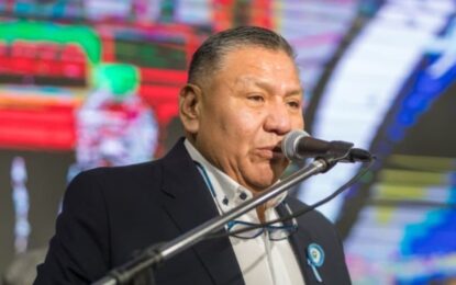 La asunción de un sindicalista en Chubut reunió a un gobernador, empresarios, diputados y gremialistas