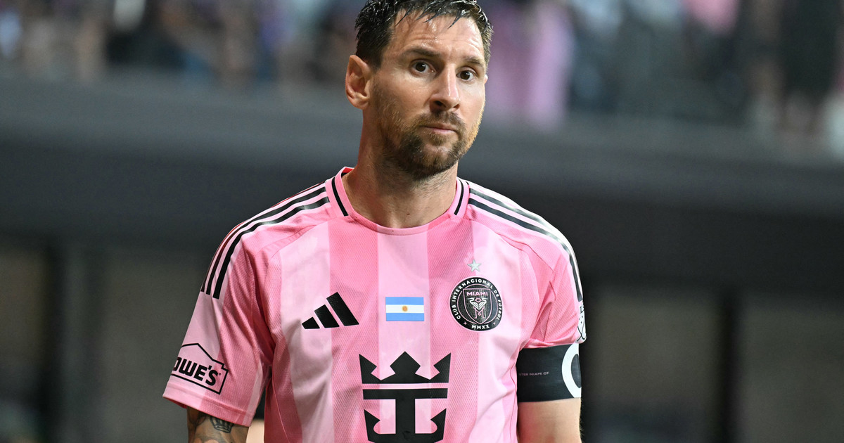 messi-salio-con-una-molestia-en-su-ultimo-partido-en-inter-miami-antes-del-mundial-y-encendio-la-alarma-en-la-seleccion-argentina