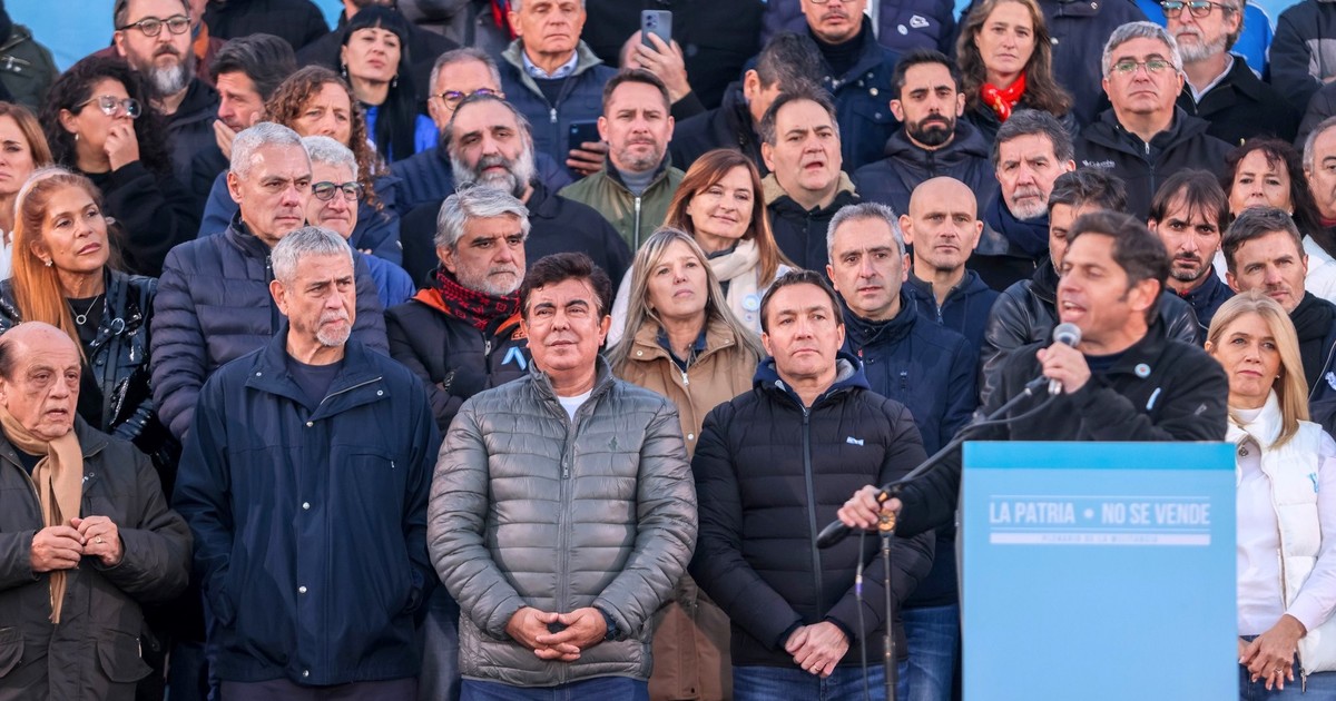 los-intendentes-de-kicillof-presionan-a-la-campora-con-la-reeleccion-indefinida:-«si-el-ano-que-vienen-quieren-ganar,-hay-que-modificar-la-ley»
