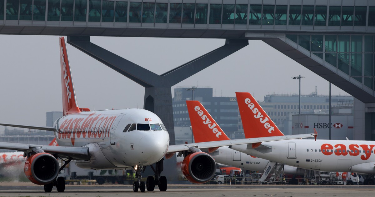 «se-temio-lo-peor»:-un-vuelo-tuvo-que-ser-desviado-por-la-confesion-de-un-pasajero-sobre-lo-que-llevaba-en-la-bodega-del-avion