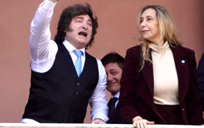 Tras el Tedeum, Milei trató de calmar la interna con fotos: se mostró con Karina, Santiago Caputo y Bullrich