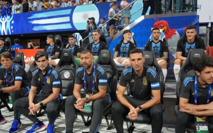 Lionel Scaloni puso como ejemplo Qatar 2022 y contó por qué demora la lista de la Selección para el Mundial 2026: «No está bueno decirle que se tiene que ir»