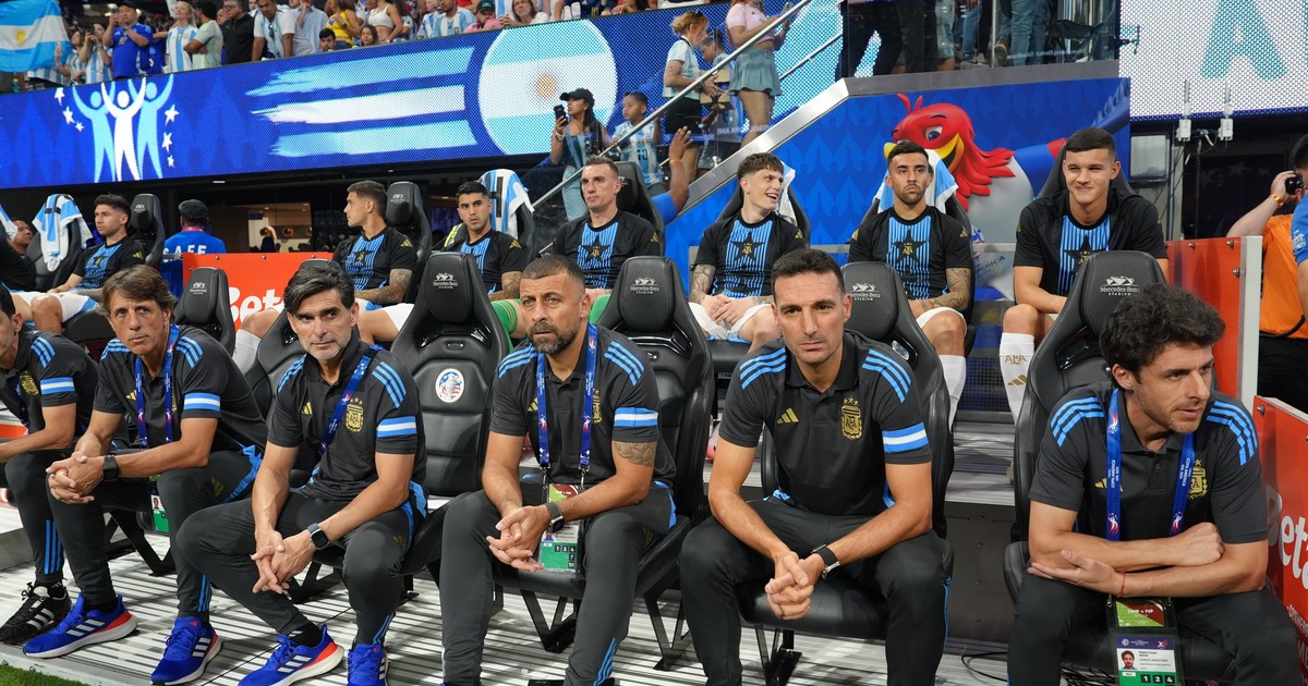 lionel-scaloni-puso-como-ejemplo-qatar-2022-y-conto-por-que-demora-la-lista-de-la-seleccion-para-el-mundial-2026:-«no-esta-bueno-decirle-que-se-tiene-que-ir»