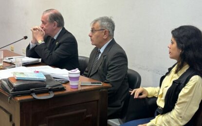 Un ex diputado le ofreció trabajo para abusar de ella: la pesadilla que duró 24 días y terminó en una condena