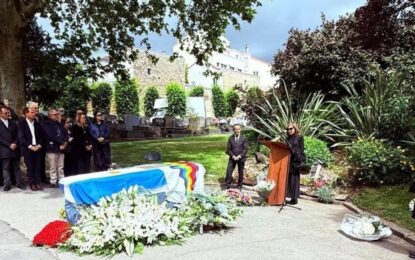 Abrazado por una bandera argentina, Julio Le Parc fue sepultado en Francia este viernes