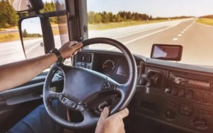 Juan García, camionero: “Ser autónomo en este sector es muy complicado; me jubilo tras 48 años de un trabajo que conlleva dedicación y muchas horas”