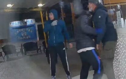 Terror en una heladería de La Matanza: ataque de tres ladrones armados para robarle a un hombre y su hija de 10 años