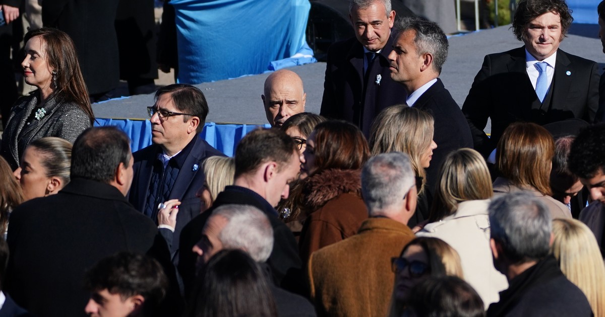 victoria-villarruel,-tras-la-celebracion-por-el-dia-de-la-bandera:-«es-un-acto-patrio,-no-un-acto-para-apoyar-a-adorni;-no-hay-nadie-mas-peleado-con-los-valores-de-belgrano-que-el»