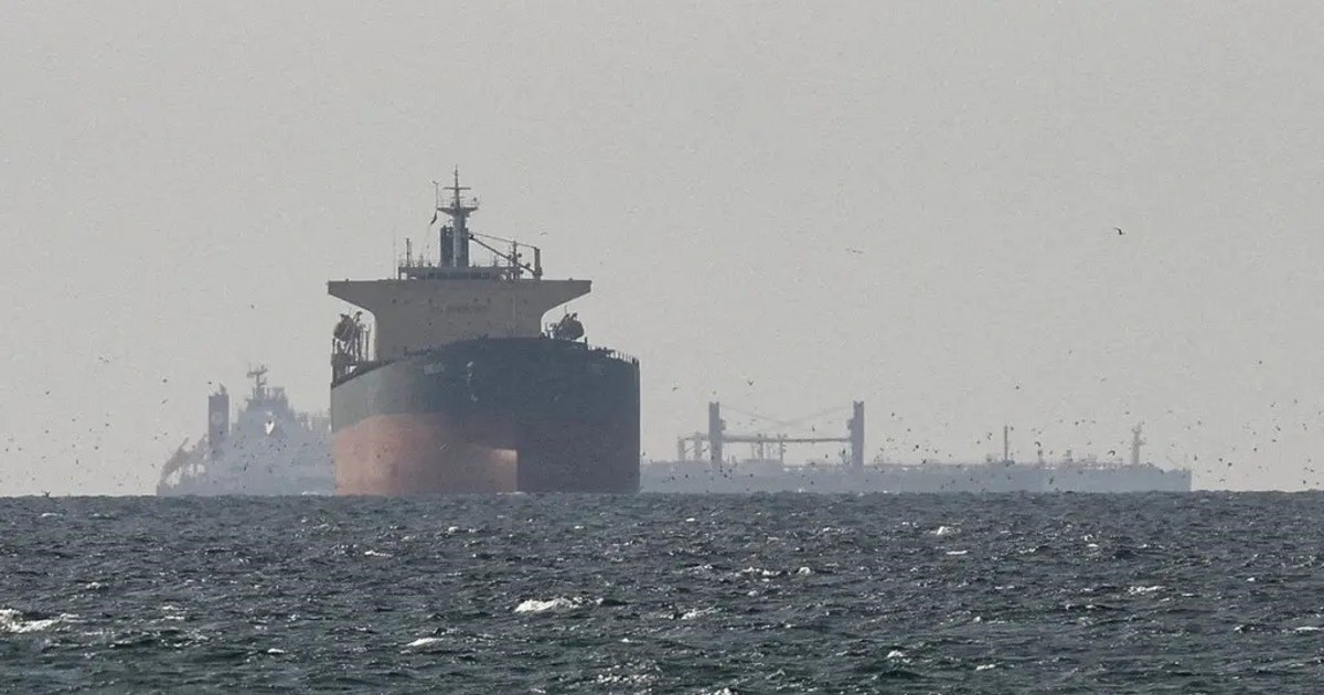 iran-anuncio-un-nuevo-cierre-del-estrecho-de-ormuz-tras-los-nuevos-ataques-de-israel-en-el-sur-del-libano