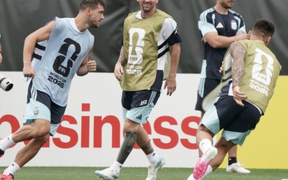 Argentina tuvo un entrenamiento «inédito» en Kansas: Scaloni no dejó pistas sobre el once y Messi mostró su look vs Austria