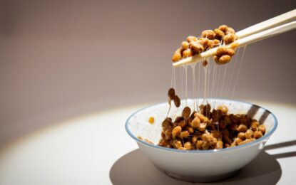 El súper alimento japonés a base de soja fermentada que hace furor