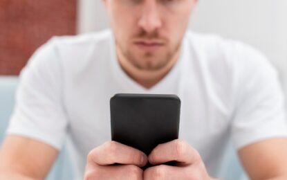 Cada cuánto debés reiniciar tu celular para mejorar la seguridad y el rendimiento, según los expertos