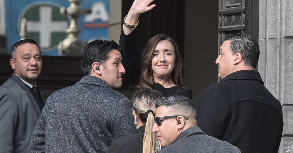 en-otro-gesto-de-distancia-con-la-casa-rosada,-victoria-villarruel-recibe-al-«pollo»-sobrero-por-el-«colapso»-del-sistema-ferroviario