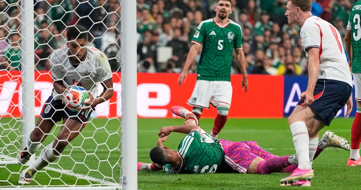 el-minuto-fatal-de-mexico:-bellingham-anoto-por-duplicado-y-dejo-mudo-al-estadio-azteca