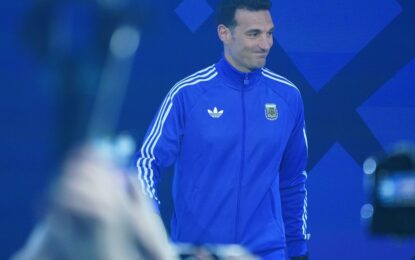 Scaloni avisó que hay jugadores que «no quedaron al 100%» y esperará hasta último momento para definir el equipo que jugará la final del Mundial