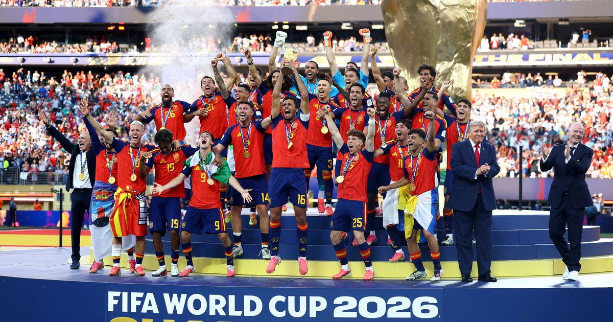 espana-le-gano-a-una-seleccion-argentina-que-llego-sin-nafta-a-la-final-y-es-el-nuevo-campeon-del-mundo:-el-ultimo-baile-de-messi-termino-en-lagrimas