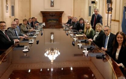 El FMI, con un ojo en las reservas y el otro en lo social