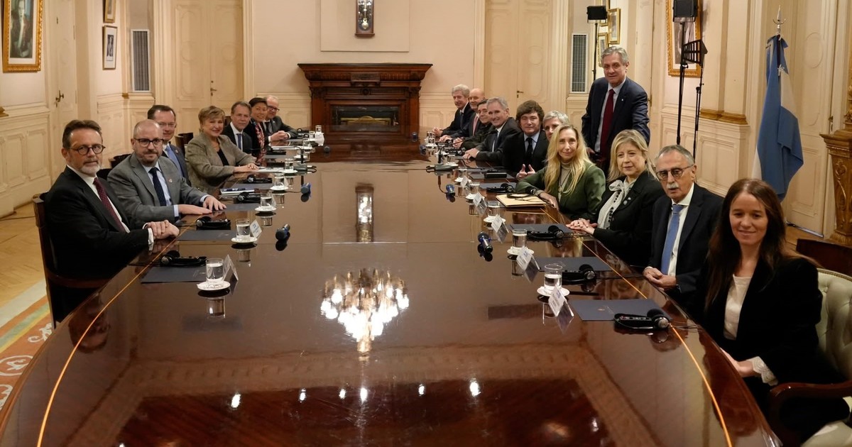 el-fmi,-con-un-ojo-en-las-reservas-y-el-otro-en-lo-social