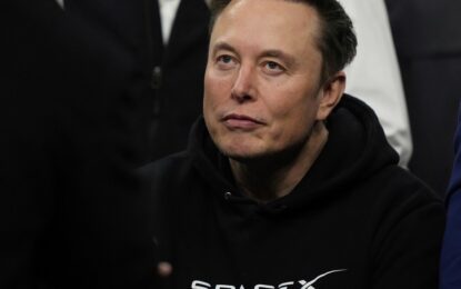 Elon Musk: «El dinero dejará de importar en 2036 porque la IA producirá más de lo que podremos consumir»