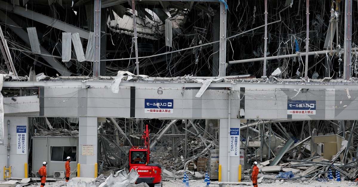 japon-busca-sobrevivientes-tras-el-terremoto-que-dejo-al-menos-18-muertos