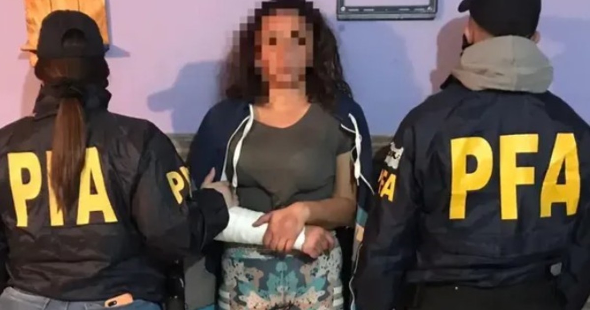 un-juez-autorizo-a-una-integrante-de-«los-monos»-a-salir-de-la-prision-domiciliaria-para-a-ir-al-shopping-con-su-hijo,-genero-polemica-y-tuvo-que-dar-marcha-atras