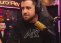 AuronPlay, youtuber, 37 años: «Recuerdo que cuando era pequeño acompañaba a mi mamá al trabajo. Iba a limpiar escaleras los fines de semana y me daba una fregona para que yo la ayudara»