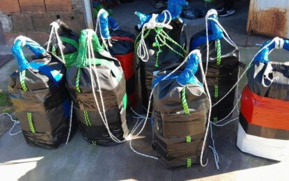 Un bolso náutico comprado por Internet, la pista que llevó al secuestro de media tonelada de cocaína que iba a Europa