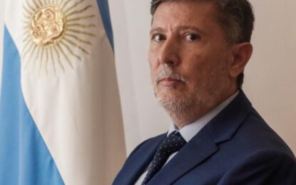 Sin tregua entre Karina Milei y Santiago Caputo: la bicameral de Inteligencia de Pareja se prepara para recibir al jefe de la SIDE