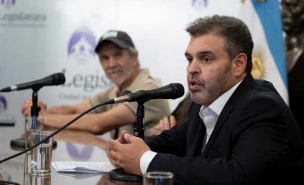 «Ganó la impunidad»: la fuerte crítica del diputado que denunció por lavado a Chiqui Tapia y Toviggino por la vuelta a Campana de la causa