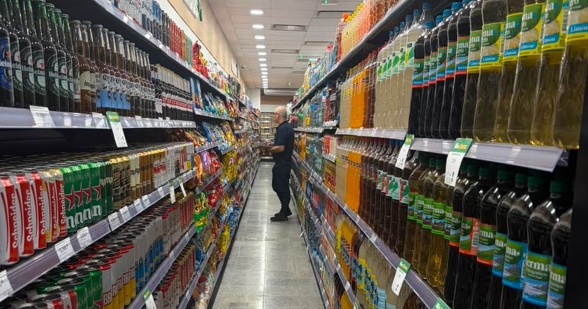 supermercados-se-reconvierten-con-la-baja-del-consumo-y-los-nuevos-habitos:-locales-mas-chicos-y-menos-costos