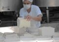 Ranking de la industria láctea: 5 empresas concentran el 36% de la producción, las cooperativas apenas el 3% y hay firmas que ya no participan del mercado