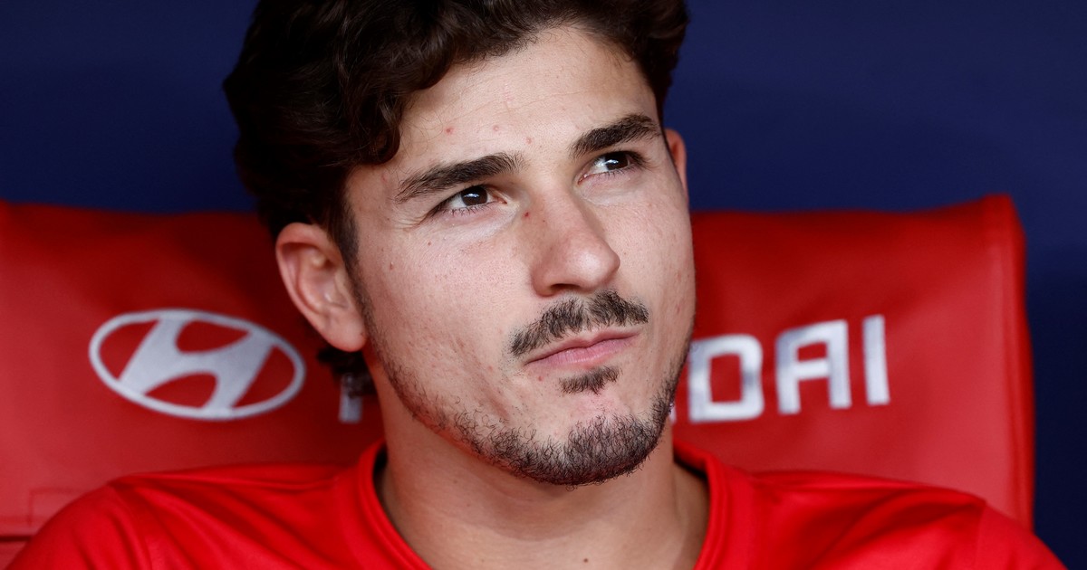 julian-alvarez-falto-a-la-practica-del-atletico-de-madrid-tras-pasar-«una-mala-noche»-y-desde-el-club-trascendio-un-off-explosivo