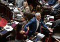 Escándalo en Diputados: Pietragalla denunció la presencia de un militar admirador de Videla, pero LLA lo acusó de mentir para levantar la sesión