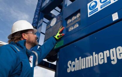 SLB, la mayor empresa de servicios petroleros, anunció que no hará negocios en Malvinas tras el decreto de Milei