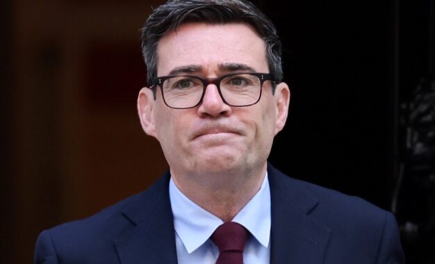El primer ministro británico advirtió que su Gobierno será «implacable» en la defensa de la soberanía de las Islas Malvinas