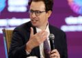 El CEO de Anthropic pidió desacelerar el desarrollo de la IA y lo respaldaron desde Sam Altman a Elon Musk