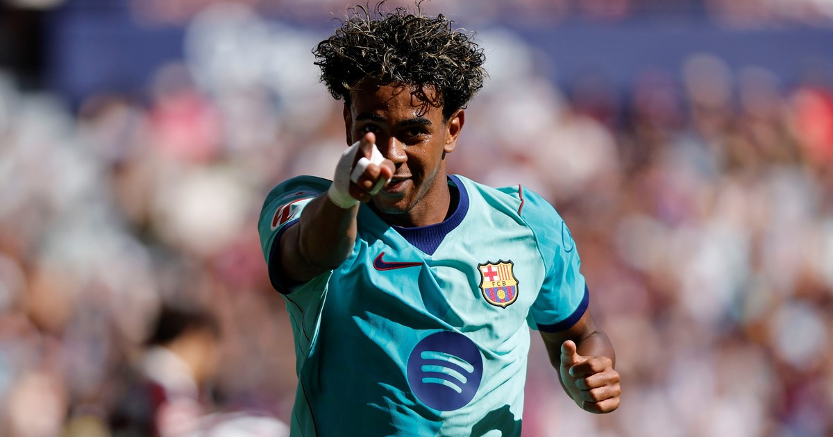 lamine-yamal-no-para:-otro-doblete-para-el-barcelona,-que-sufrio-ante-levante-pero-sigue-con-puntaje-perfecto