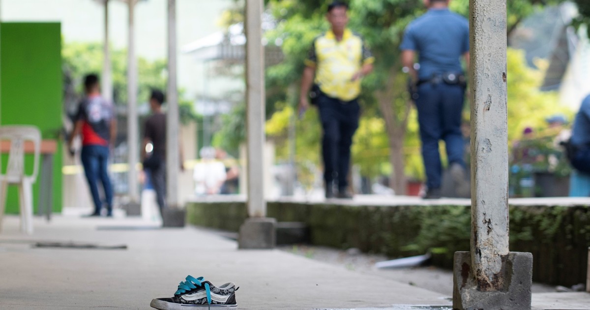 tiroteo-en-una-escuela-de-filipinas:-un-estudiante-mato-a-dos-companeros,-dejo-varios-heridos-y-luego-se-quito-la-vida