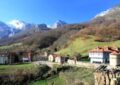 Venden por Internet un pueblo entero: 14 casas, 770 hectáreas y hasta una iglesia abandonada