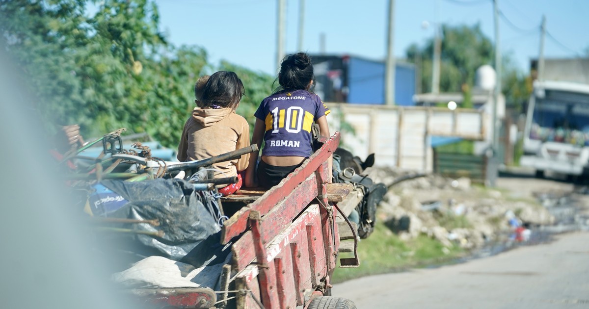 casi-el-45%-de-los-menores-de-14-anos-vive-en-hogares-pobres-y-ya-suman-4,2-millones