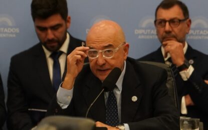 Denuncian «desvíos técnicamente indefendibles» en la ANDIS: sobreprecios de hasta 1.972% y productos importados de menor durabilidad que los nacionales