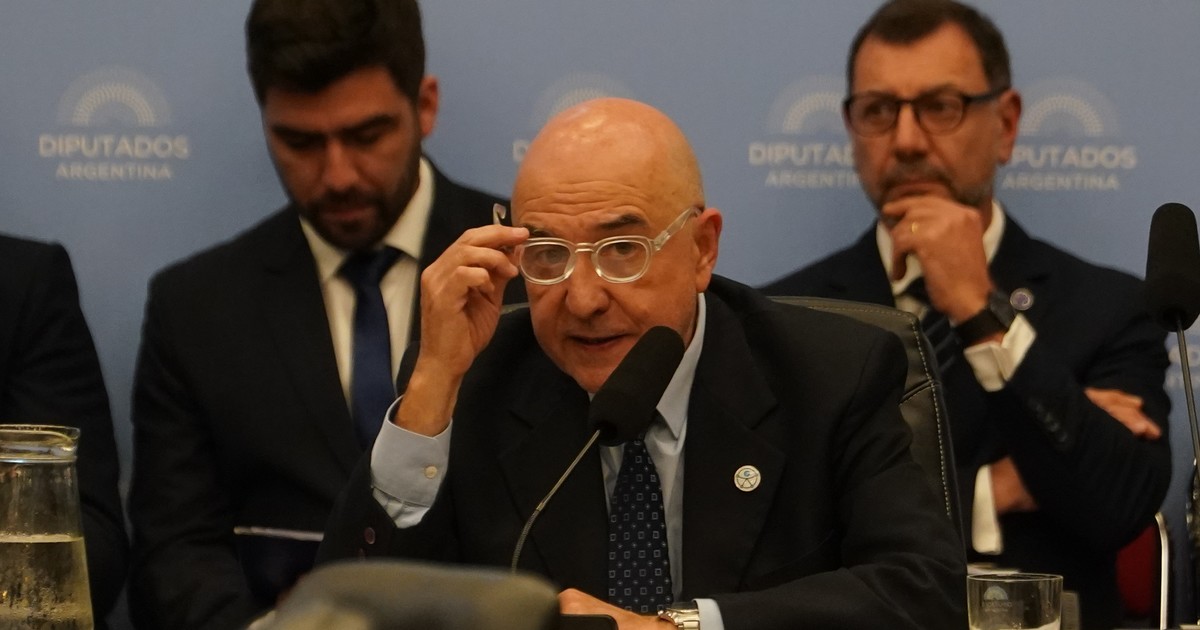 denuncian-«desvios-tecnicamente-indefendibles»-en-la-andis:-sobreprecios-de-hasta-1.972%-y-productos-importados-de-menor-durabilidad-que-los-nacionales