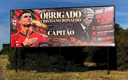 El escándalo entre Cristiano Ronaldo y Jorge Jesús llegó a las calles: Lisboa amaneció con carteles con duras críticas al DT de Portugal