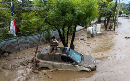Aluvión en Santiago de Chile: cómo se originó la avalancha de barro que arrastró autos en Las Condes