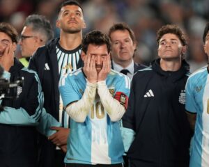 Despedida de Messi: River y la productora contratada por la AFA se culpan por las fallas en el Monumental